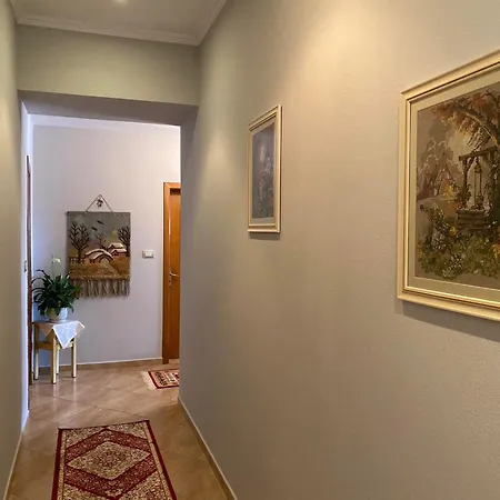 Apartment Persa