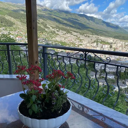 Апартаменты Persa *