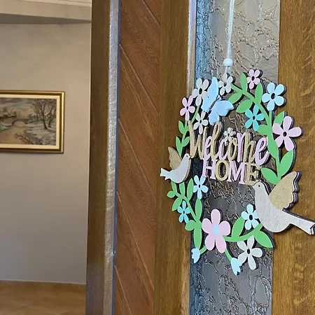 Persa Апартаменты Гирокастра