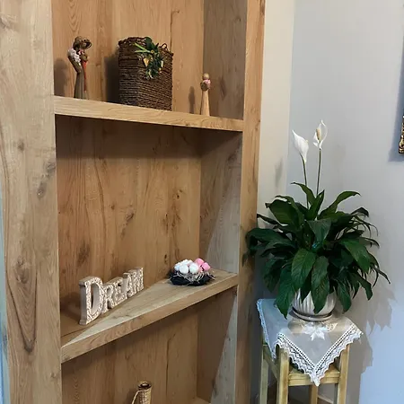 Persa * Gjirokastër